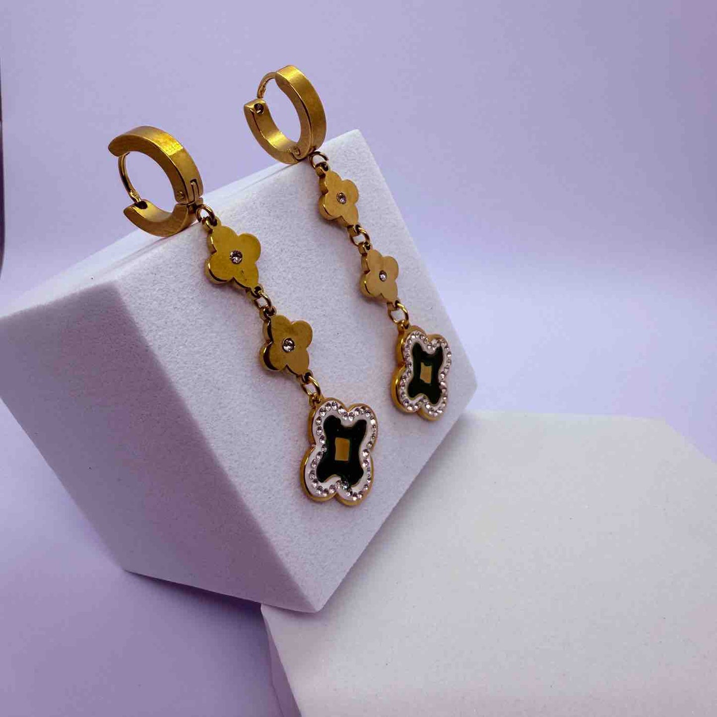 Elegant Green Floral Dangle Droop Earrings