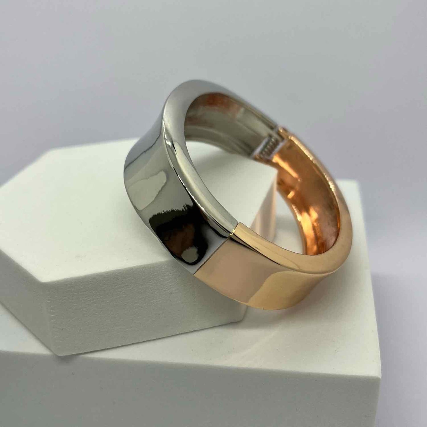 Stylish Dual-Tone Stainless Steel Kada Bracelet for Women & Girls | Expandable for a Comfortable Fit | Versatile Style for Any Occasion (Rose Gold & Silver)