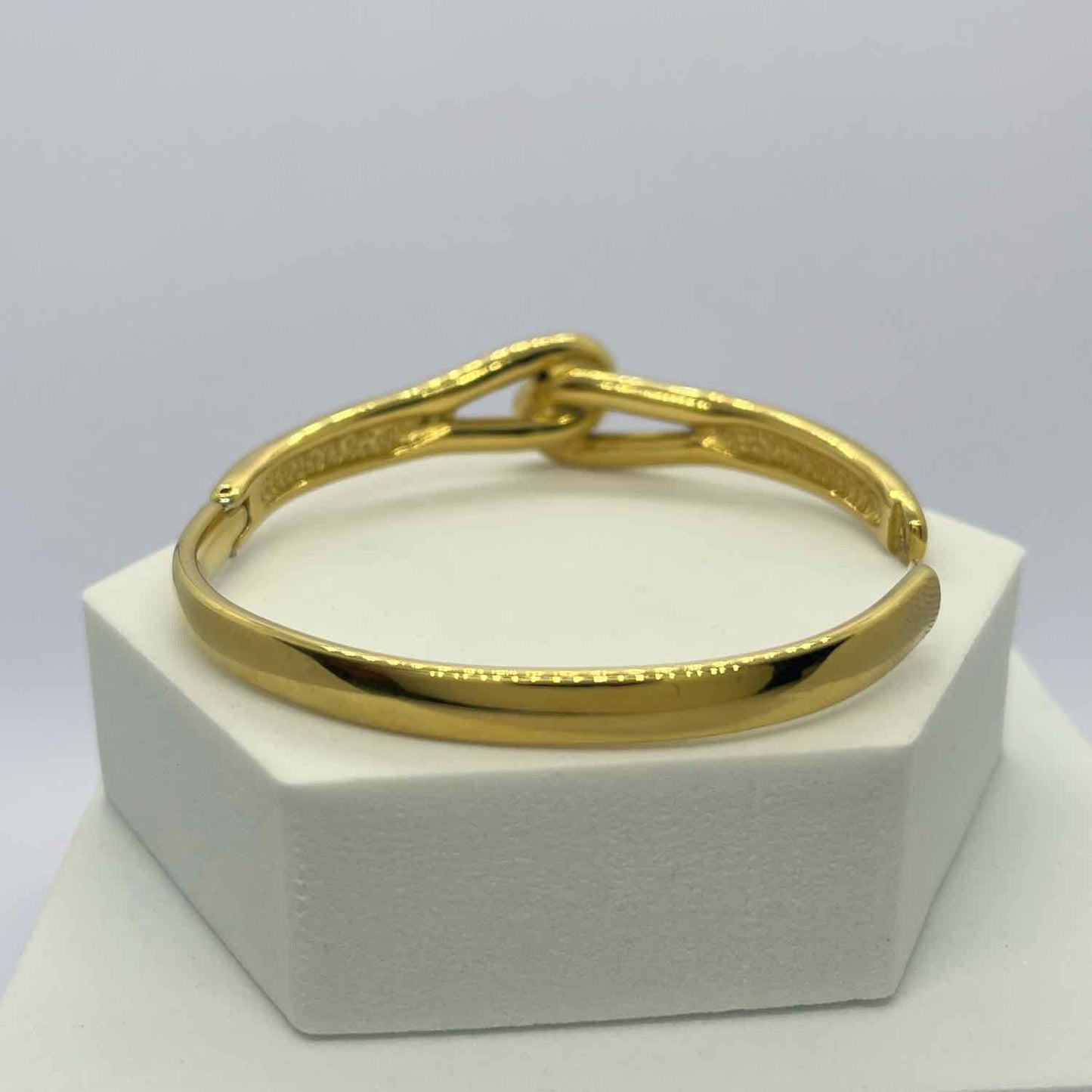 Gold Plated Knot Bracelet