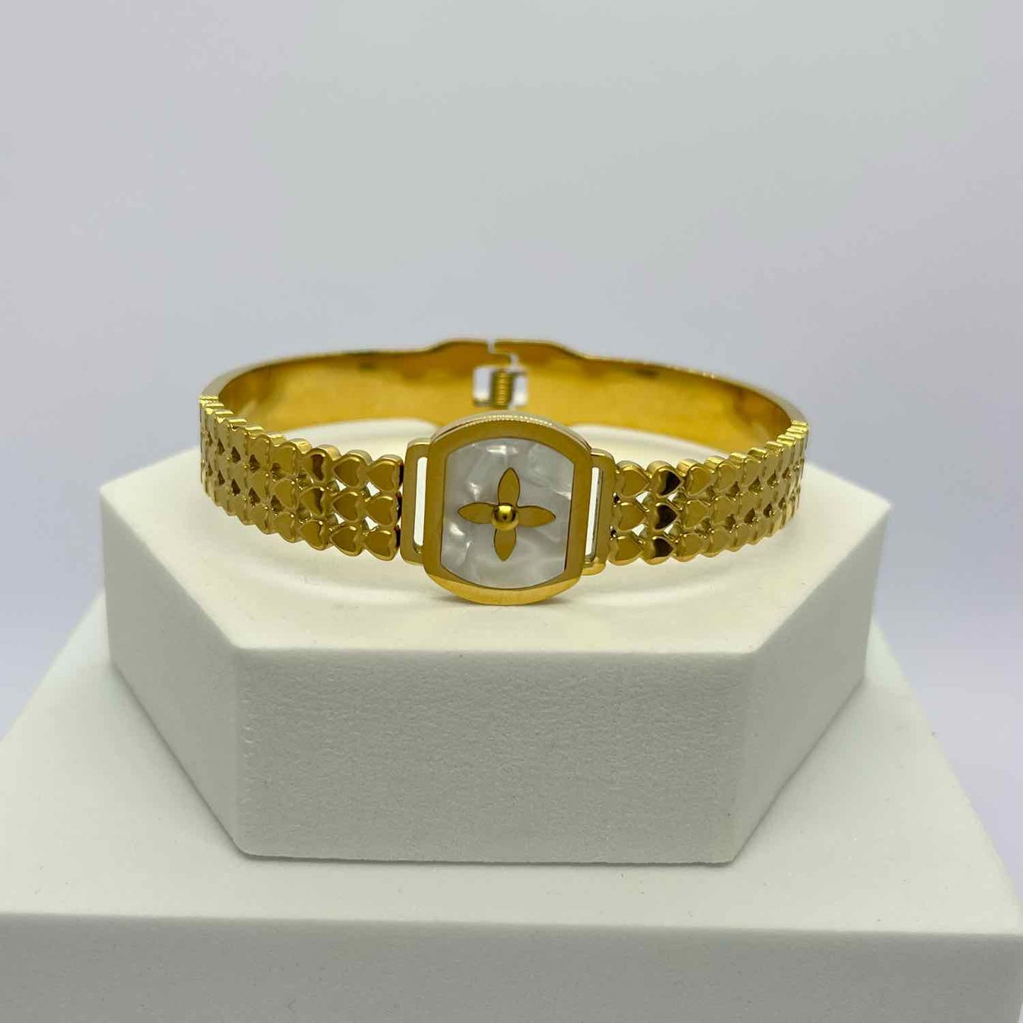 Openable Daily Wear Anti Tarnish Bracelet