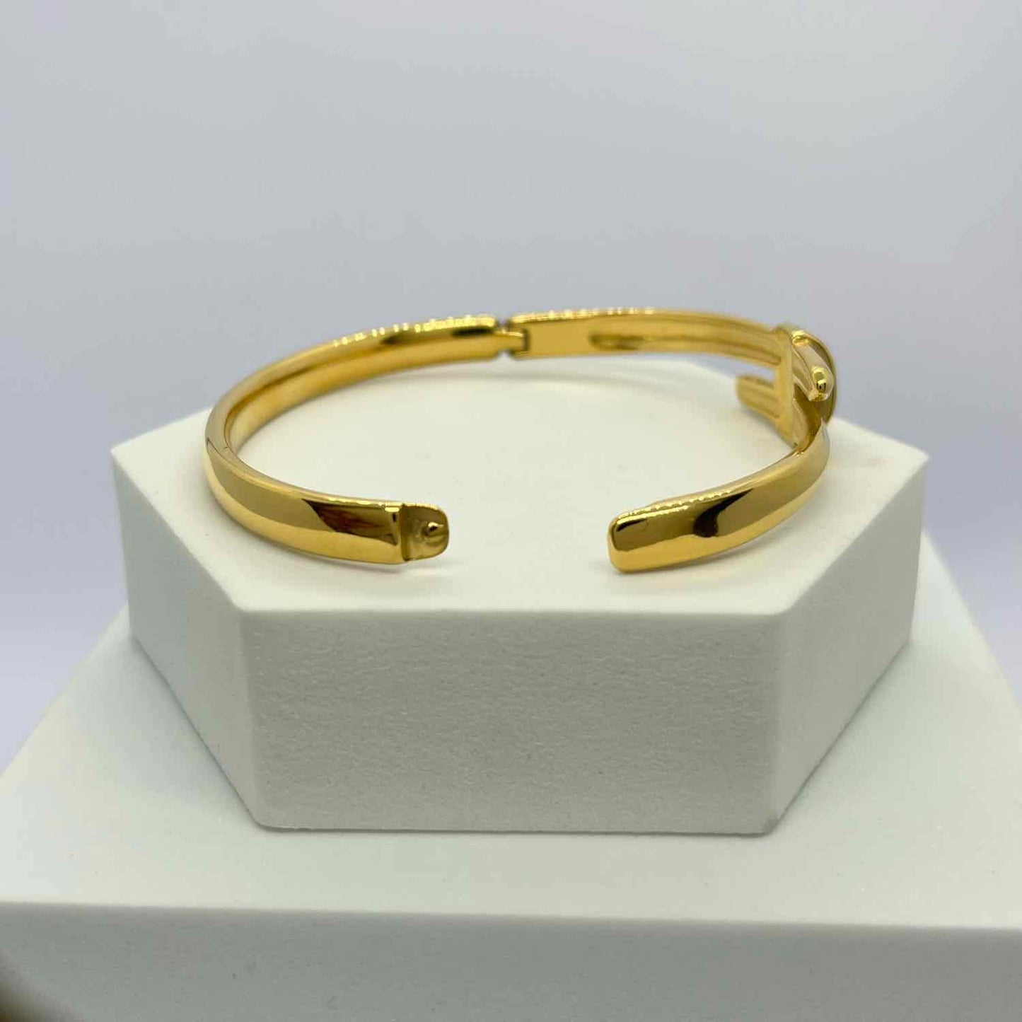 Gold plated Openable Kada bangle for Women and Girls