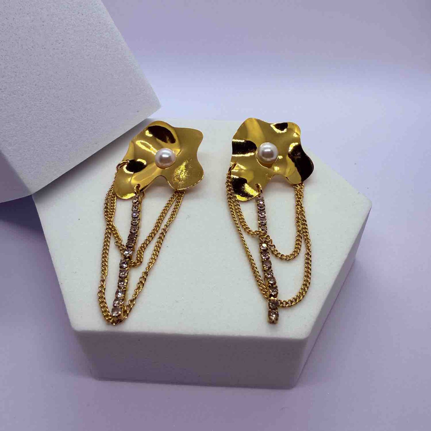Gold Plated Abstract Pearl & Crystal Chain Drop Earrings – Elegant Anti-Tarnish Statement