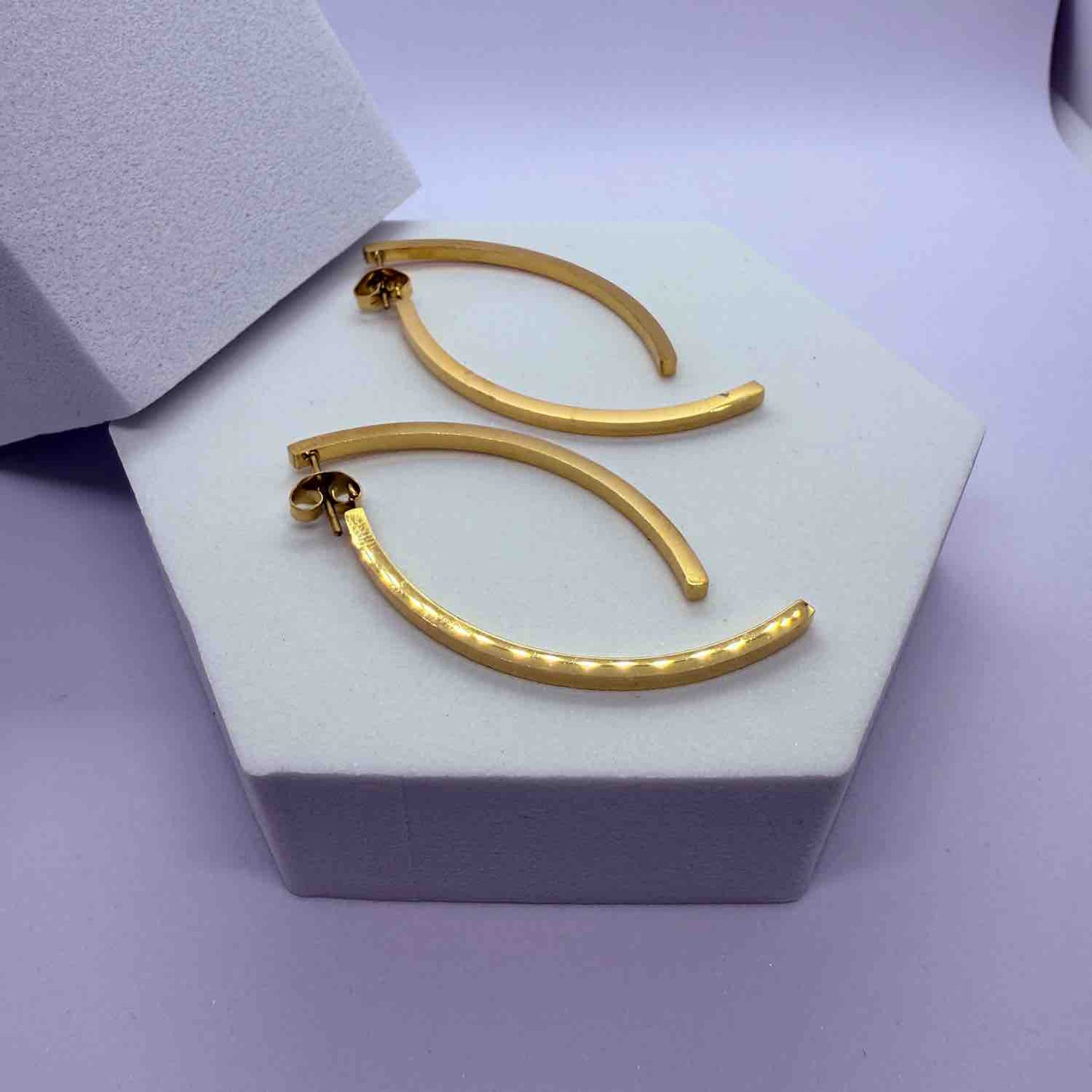 Golden Plated Double-curved Earrings Anti Tarnish