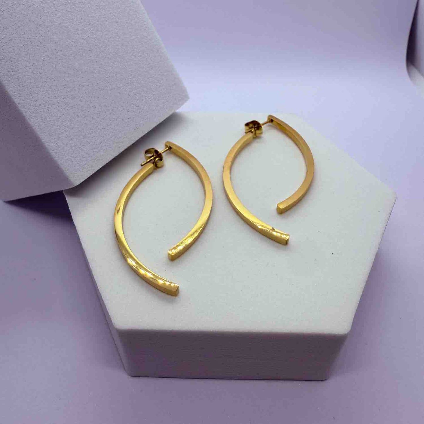 Golden Plated Double-curved Earrings Anti Tarnish
