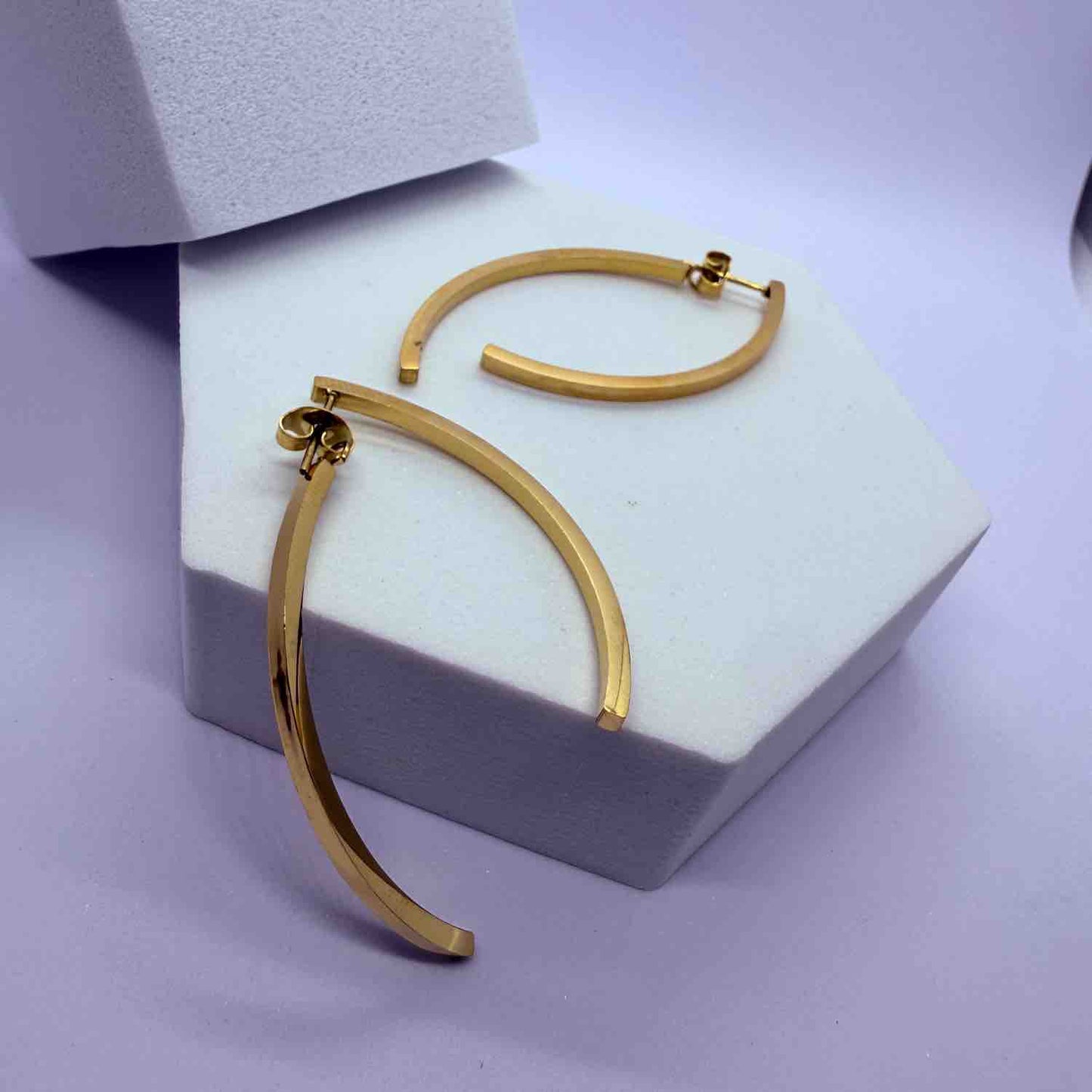 Golden Plated Double-curved Earrings Anti Tarnish