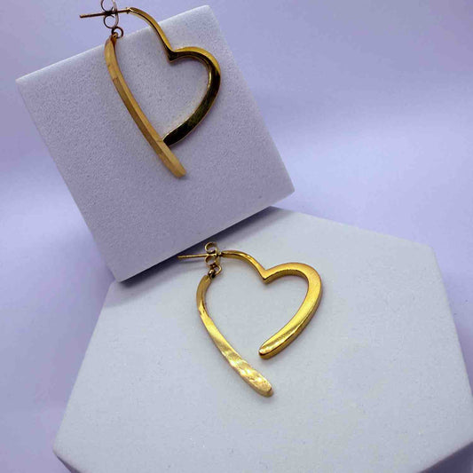 Beautiful princess golden hoop heart earrings