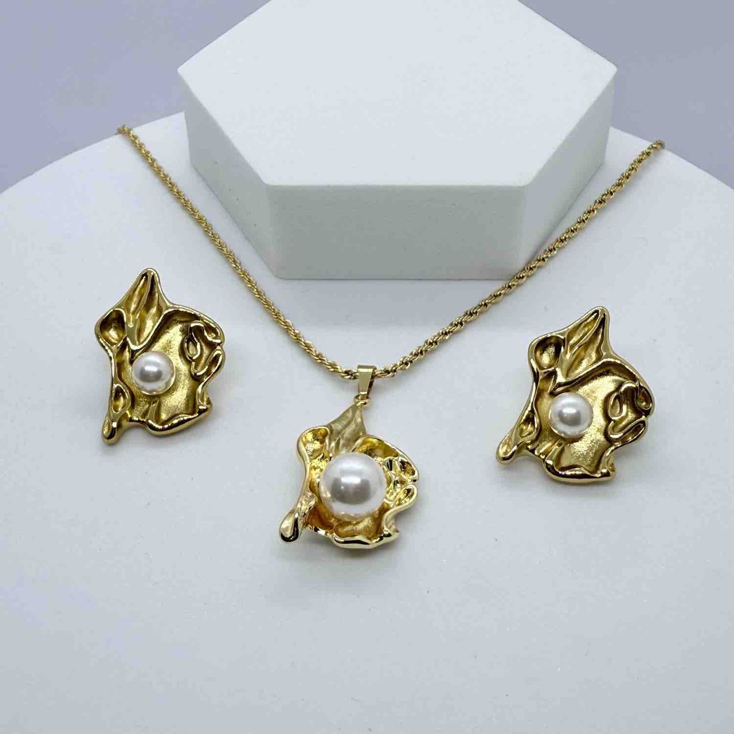 Stainless Steel Crinkled Lava Pearl Flower Pendant Necklace Earrings Ring Trendy Jewelry Set