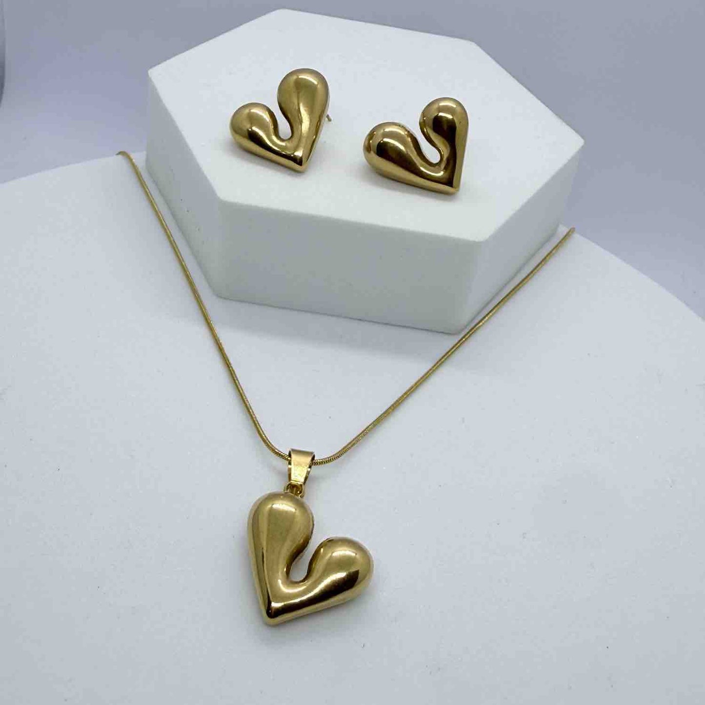 Anti-Tarnish Heart Chain Set with Earrings Water Proof and Daily wear