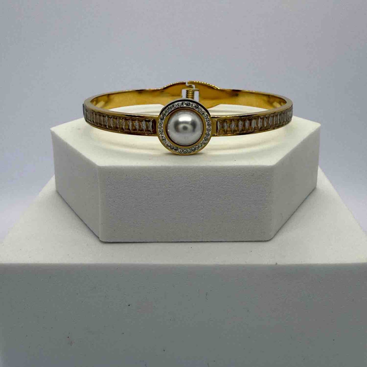 Pearl Gold Plated Anti-tarnish Tone Cuff Bangle